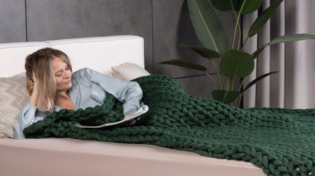 gravity-wicker_3.jpg
